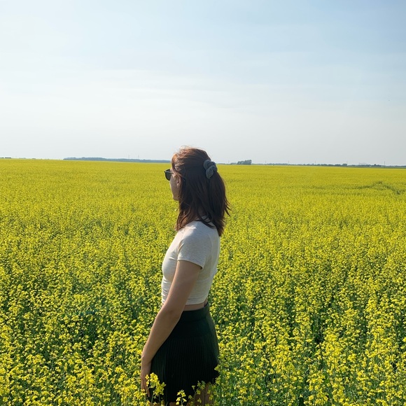 Meet your Posher, Vanessa - Picture 3 of 8